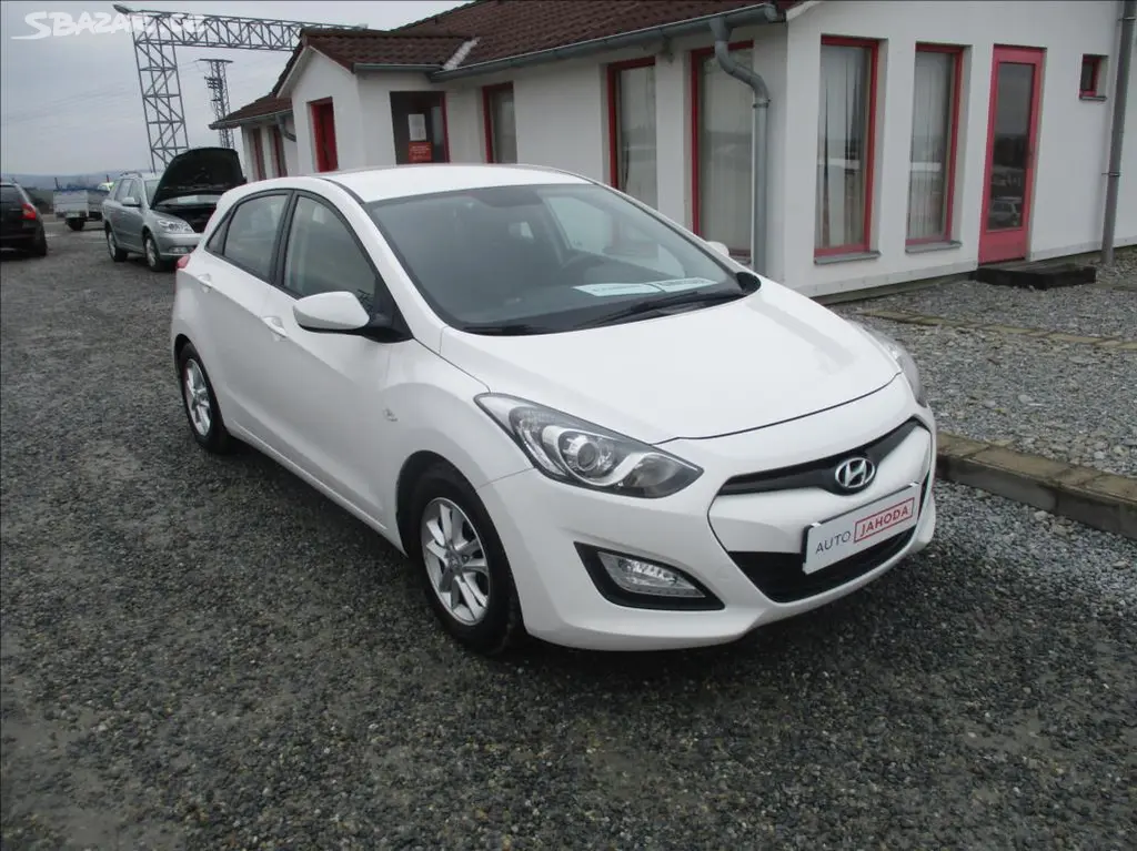 Hyundai i30, 1,6 i 16v, klima, servis, CZ,